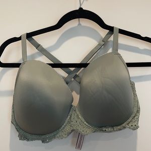 VS Dream Angels lined Demi bra
